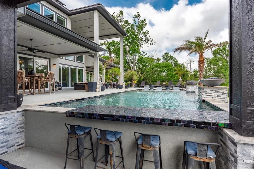 Photo of 5707 Windmill Lane