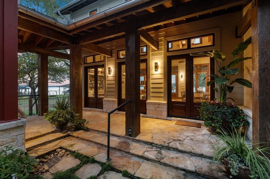 Photo of 16480 Hunters Trail