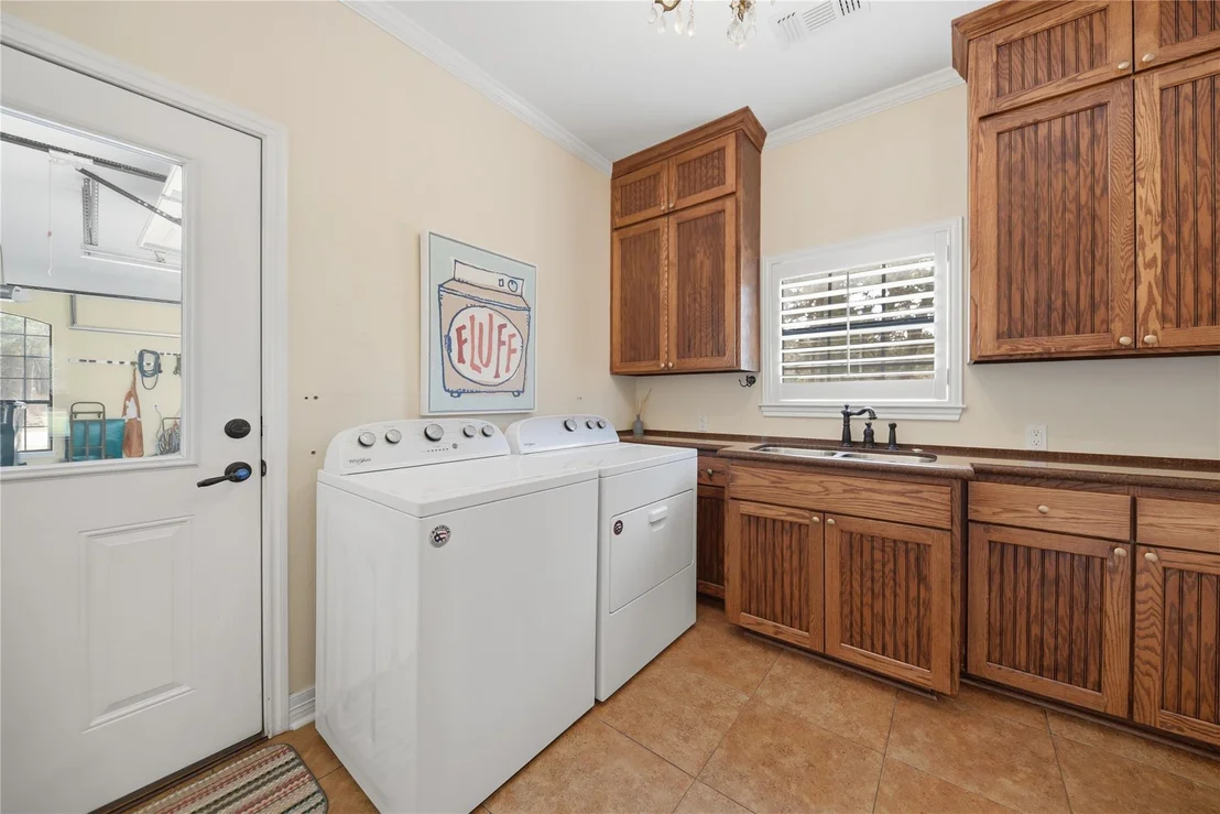 Photo of 111 Oakmont Drive
