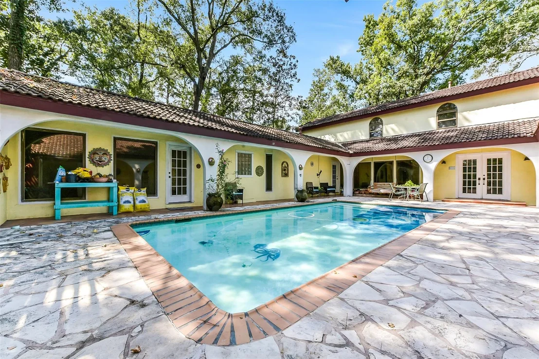 Photo of 716 Evergreen Lane