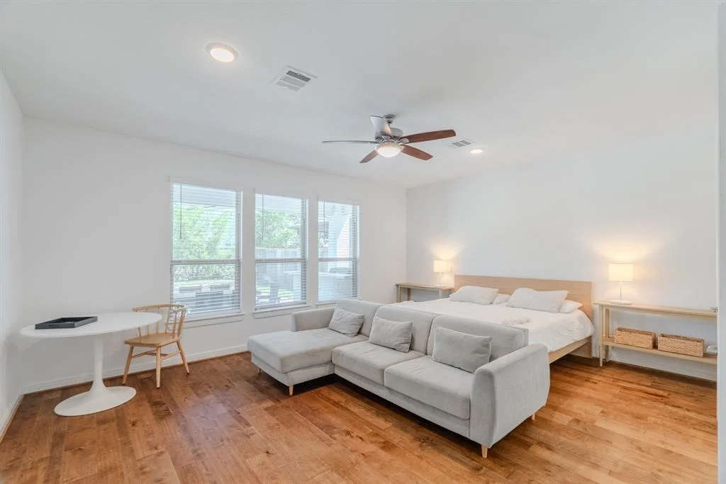 Photo of 32 Snowdrop Lily Drive