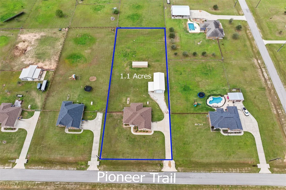 Photo of 5649 Pioneer Trail