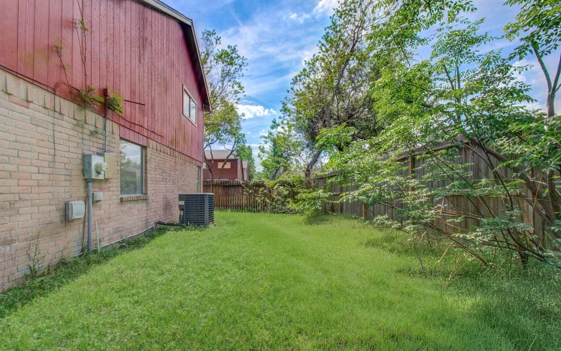 Photo of 4911 Tealgate Drive