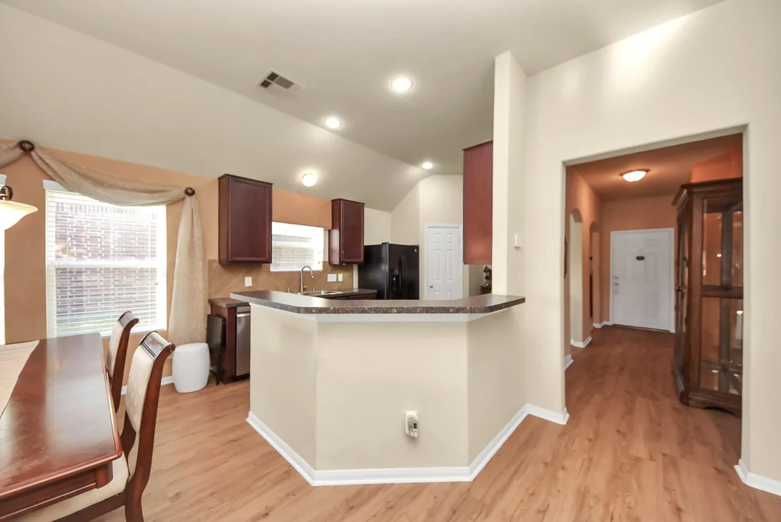 Photo of 4610 Beechwood Drive