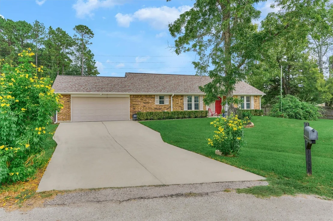 Photo of 15031 Port Circle