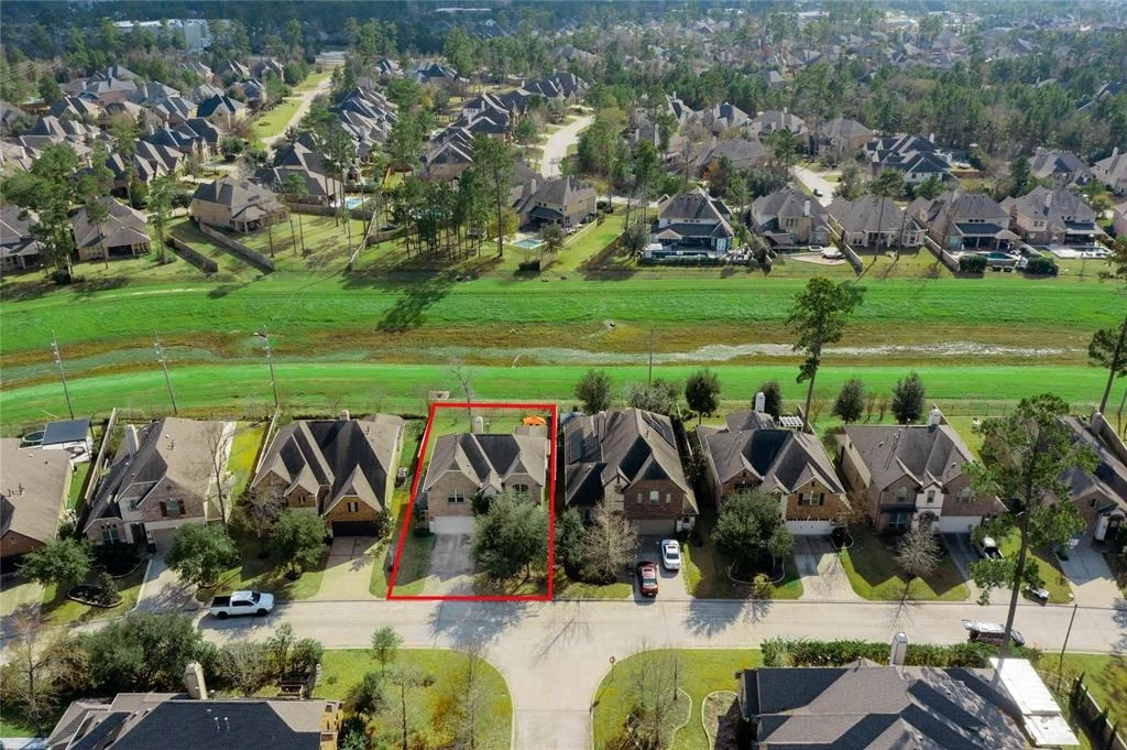 Photo of 59 E Wading Pond Circle