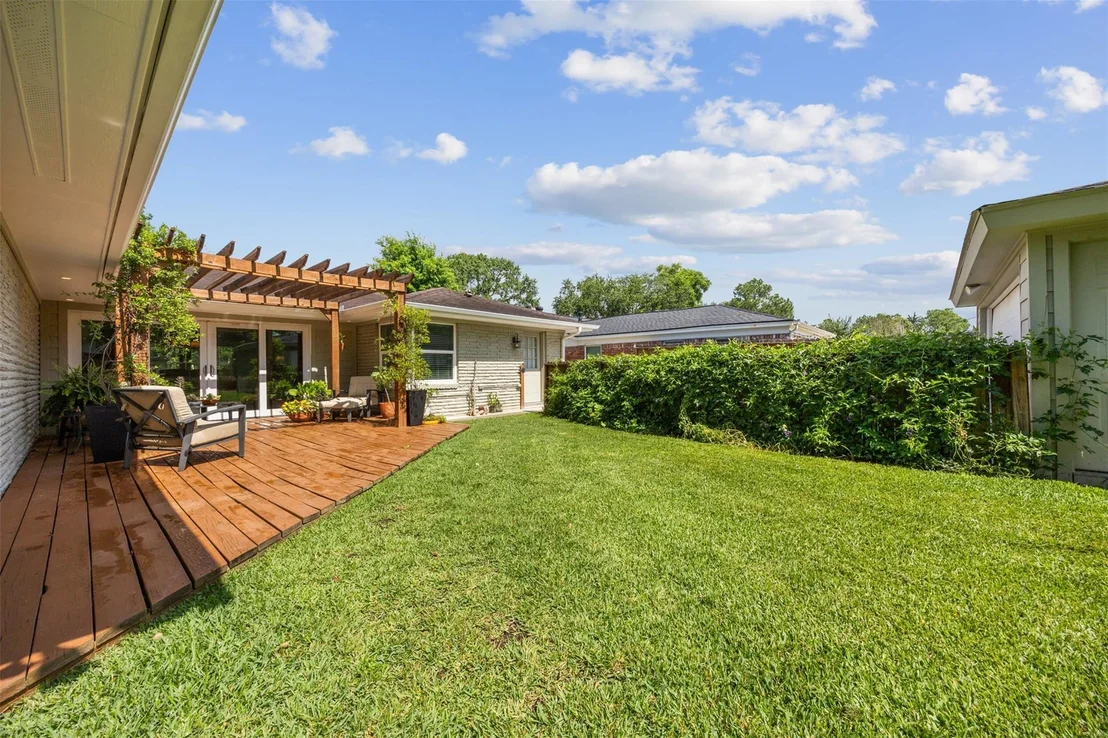 Photo of 11111 Atwell Drive