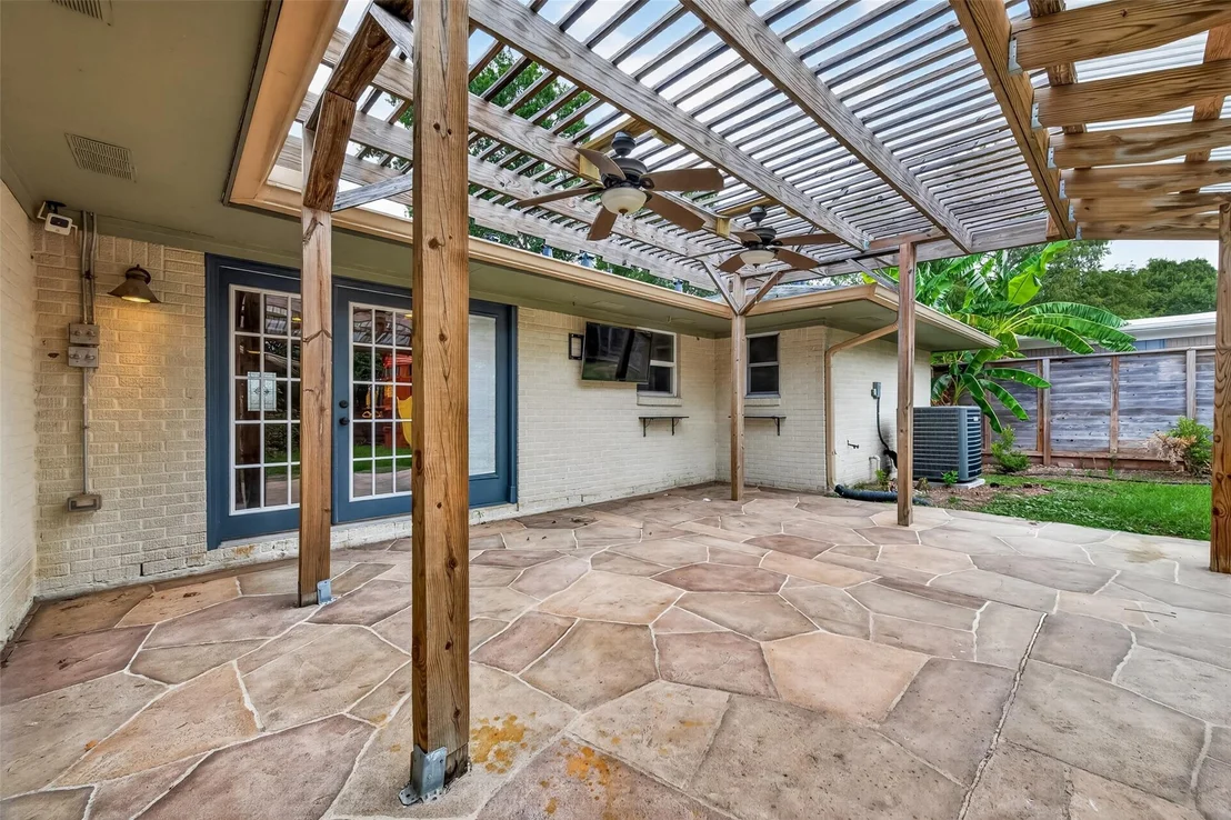 Photo of 5511 Lymbar Drive