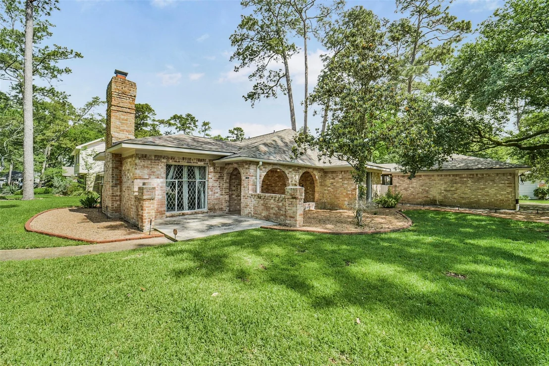 Photo of 25302 Fairbrook Lane