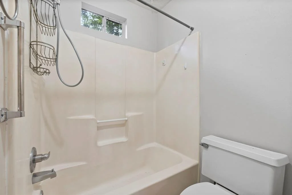 Photo of 6822 Clee Lane