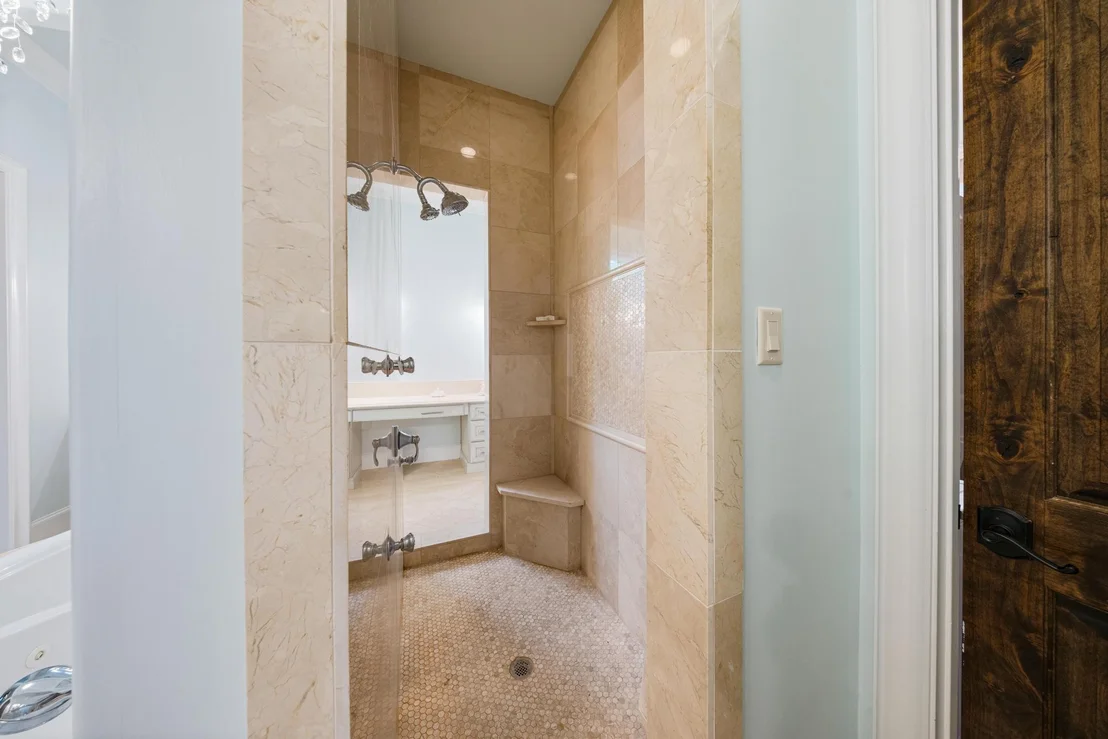 Photo of 21 Carolane Trail