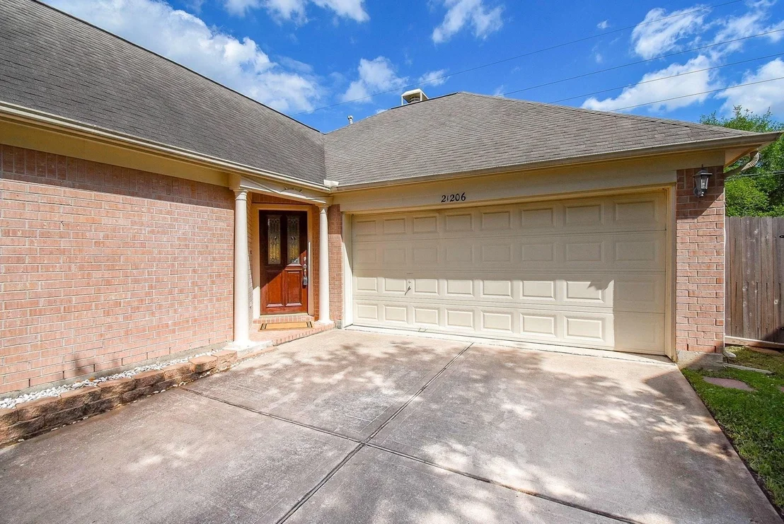 Photo of 21206 Twisted Willow Lane