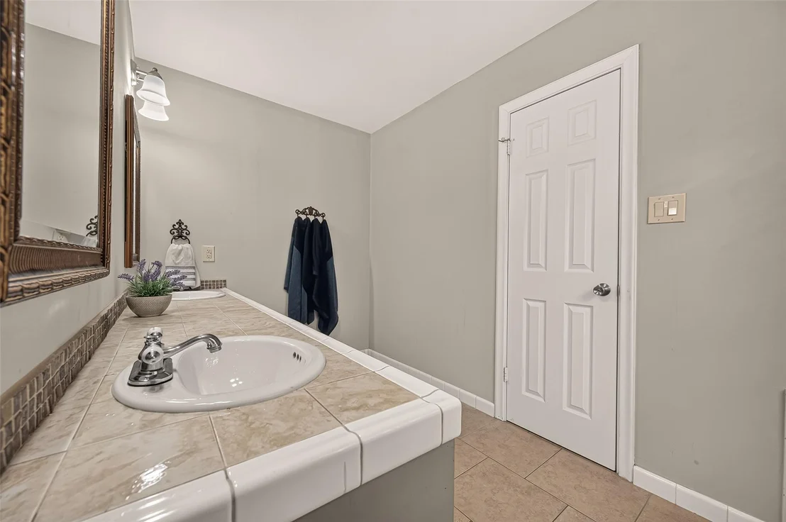 Photo of 8007 Vickridge Lane