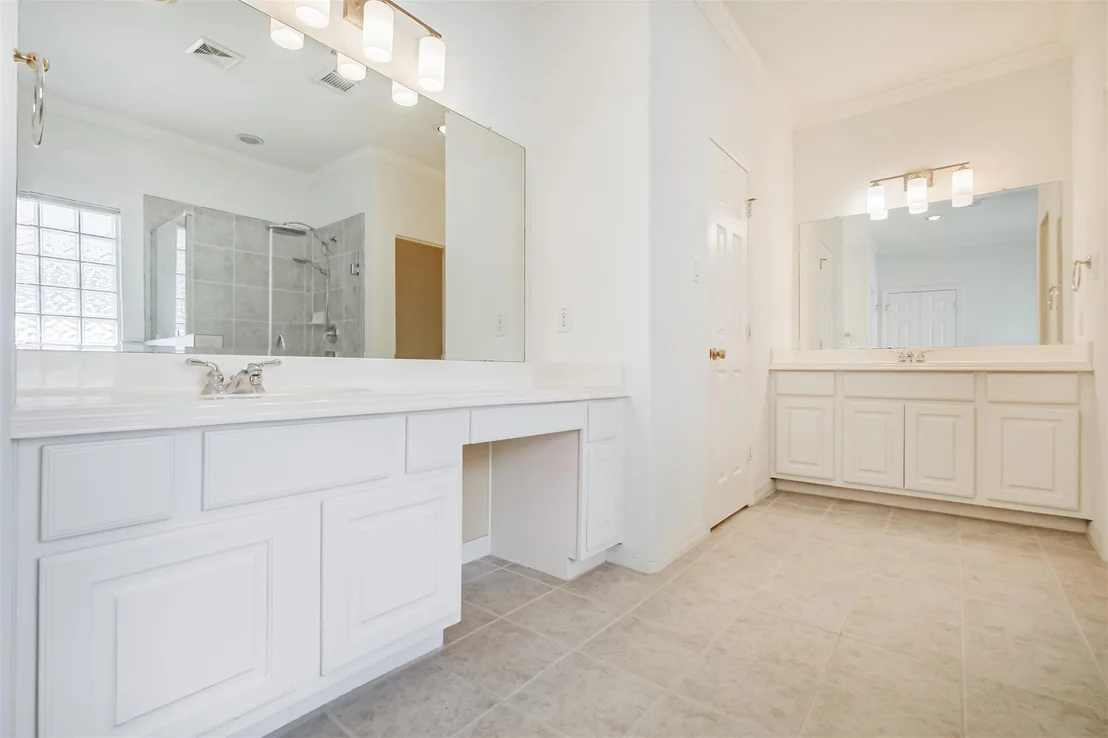 Photo of 1311 Shady Villa Pine