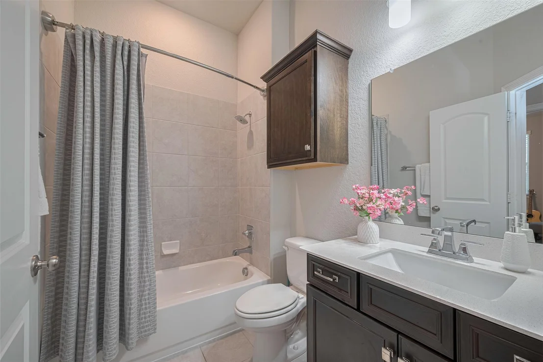 Photo of 28110 Long Mill Lane