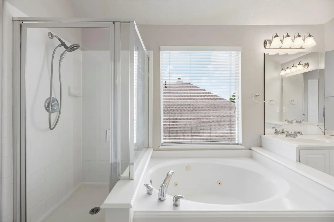 Photo of 1242 Deerbrook Drive