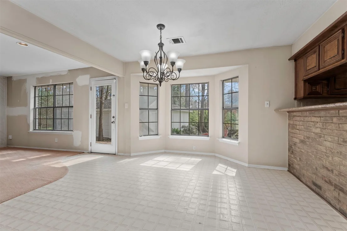 Photo of 2322 Shadow Glen