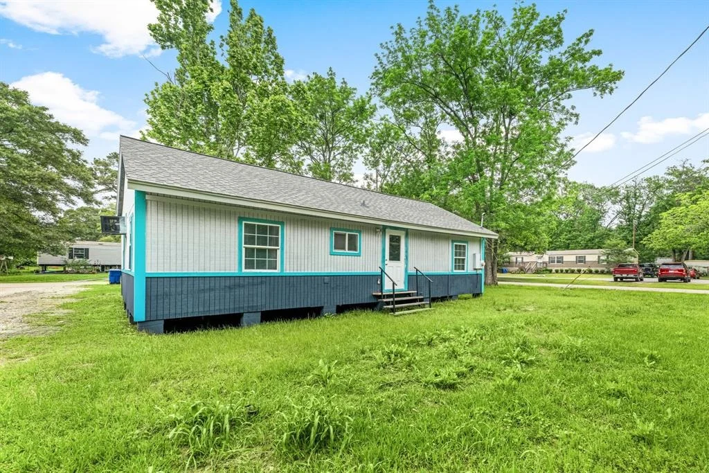 Photo of 28218 Autumn Lane