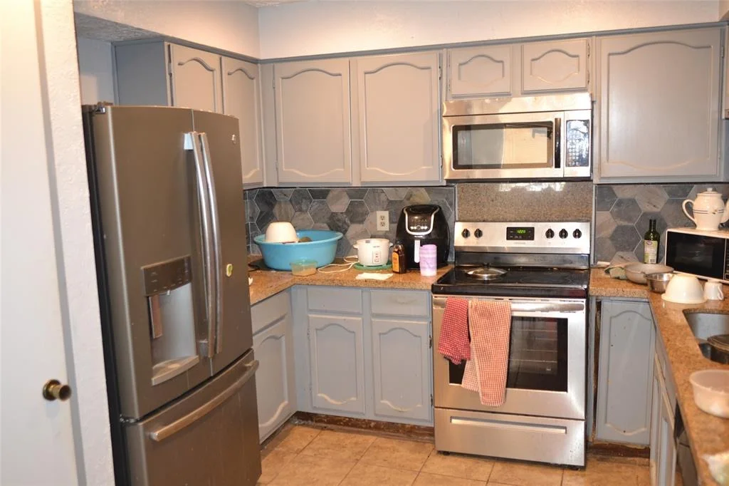 Photo of 16046 Highlander Drive