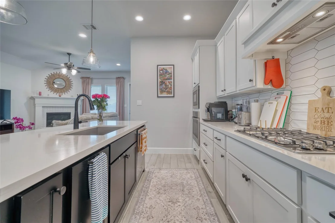 Photo of 8827 Harbor Pines Drive