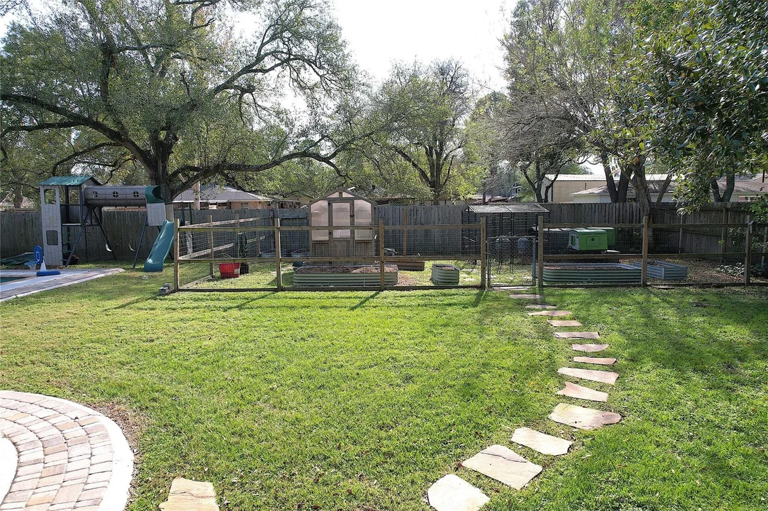 Photo of 2819 Fortuna Drive