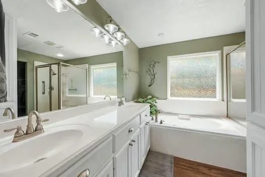 Photo of 4529 Quiet Waters