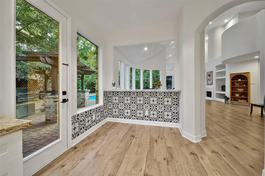 Photo of 1302 Avon Way