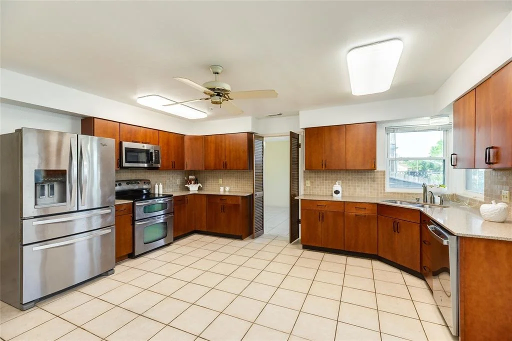 Photo of 8 Lakeview Drive