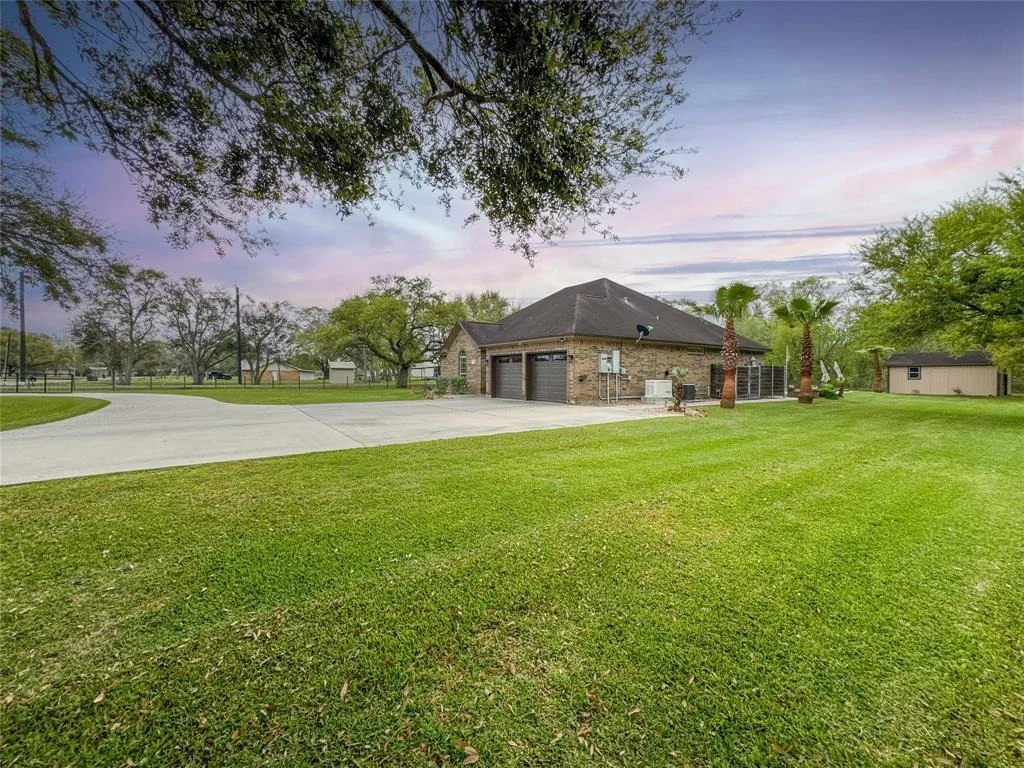 Photo of 15229 Cedar Street