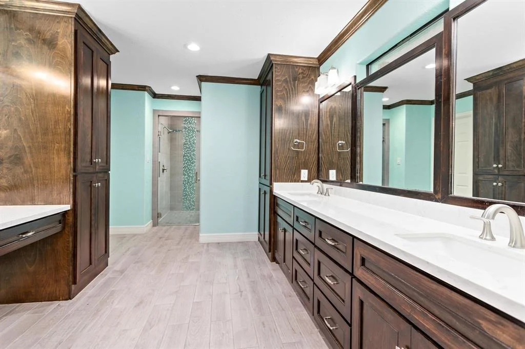 Photo of 608 Meadow Lane