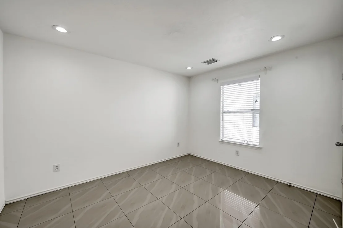 Photo of 50 Thicket Grove Place