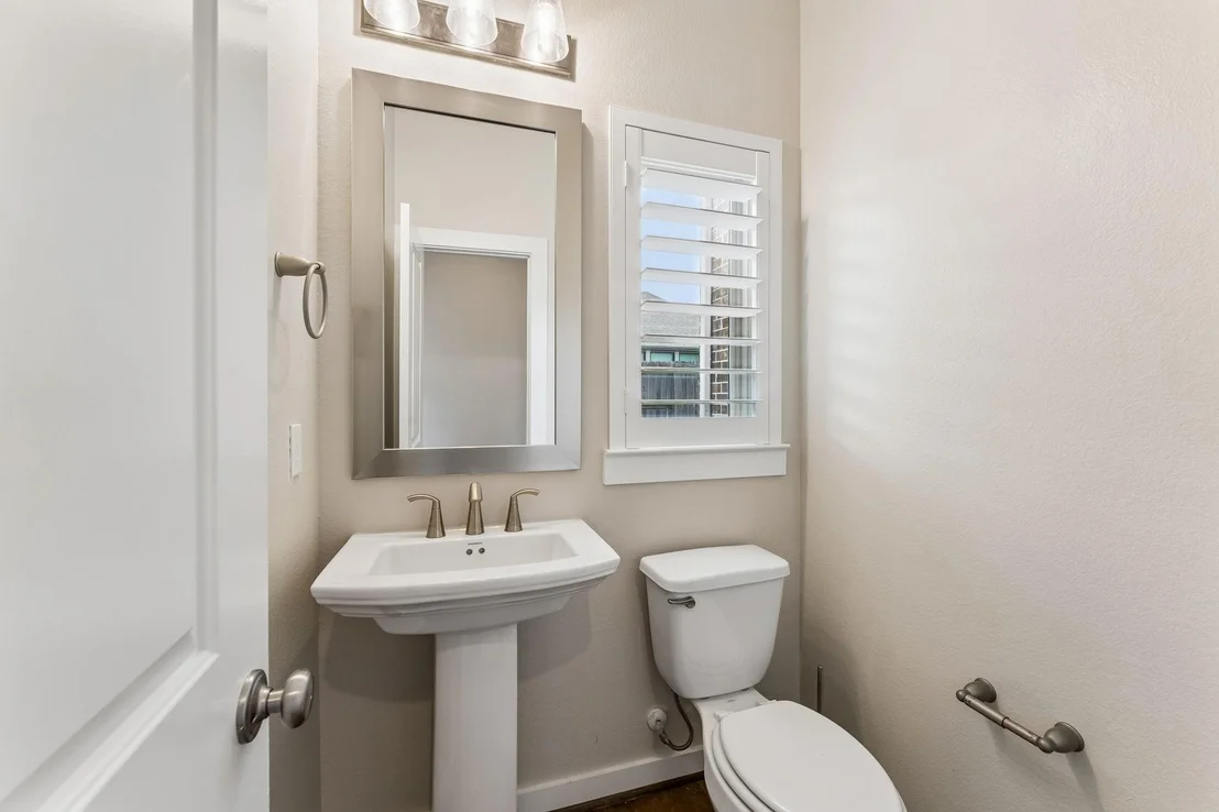 Photo of 30410 Myrtle Oak Drive