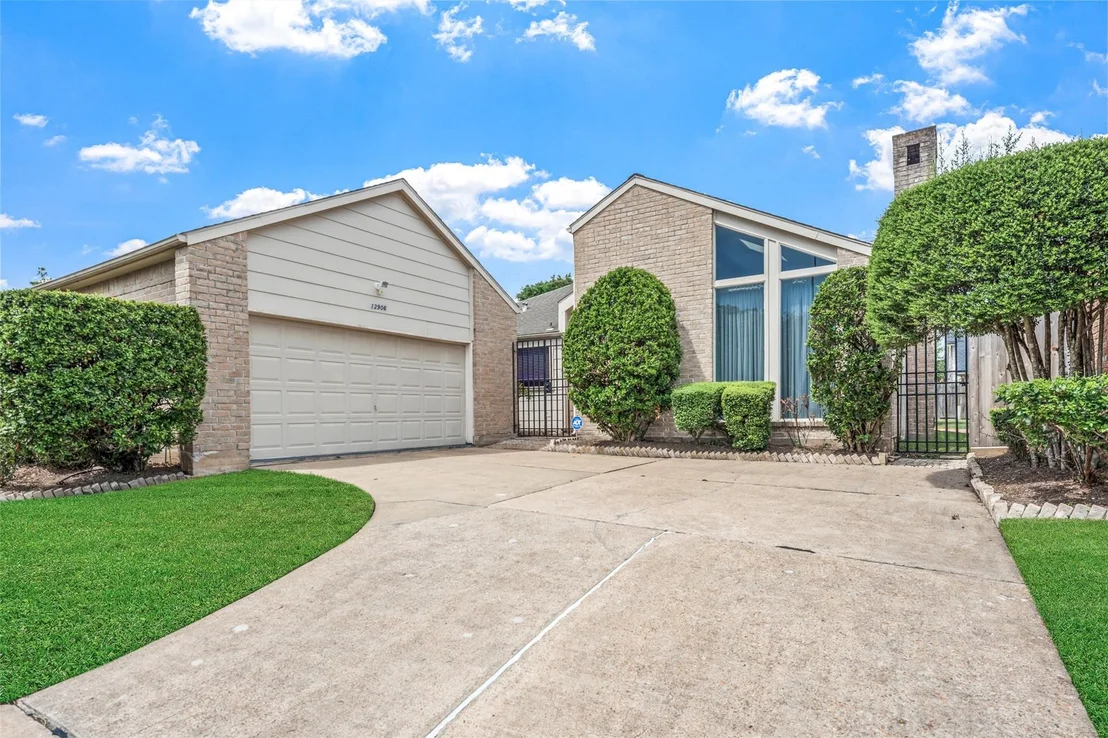 Photo of 12906 Ashford Chase Drive