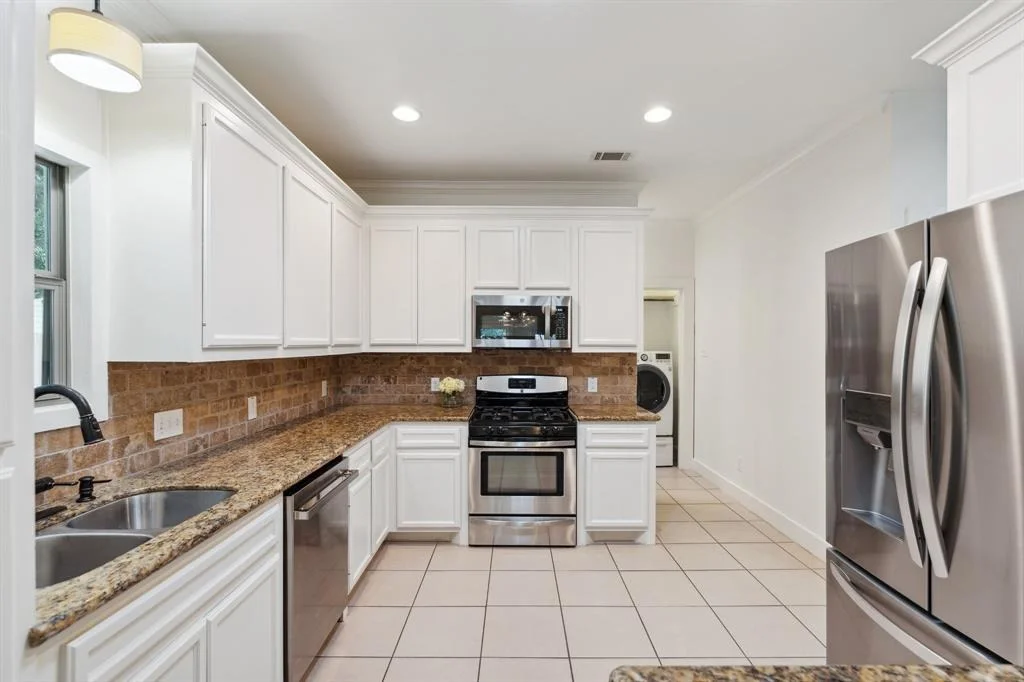 Photo of 3714 Bruce Street