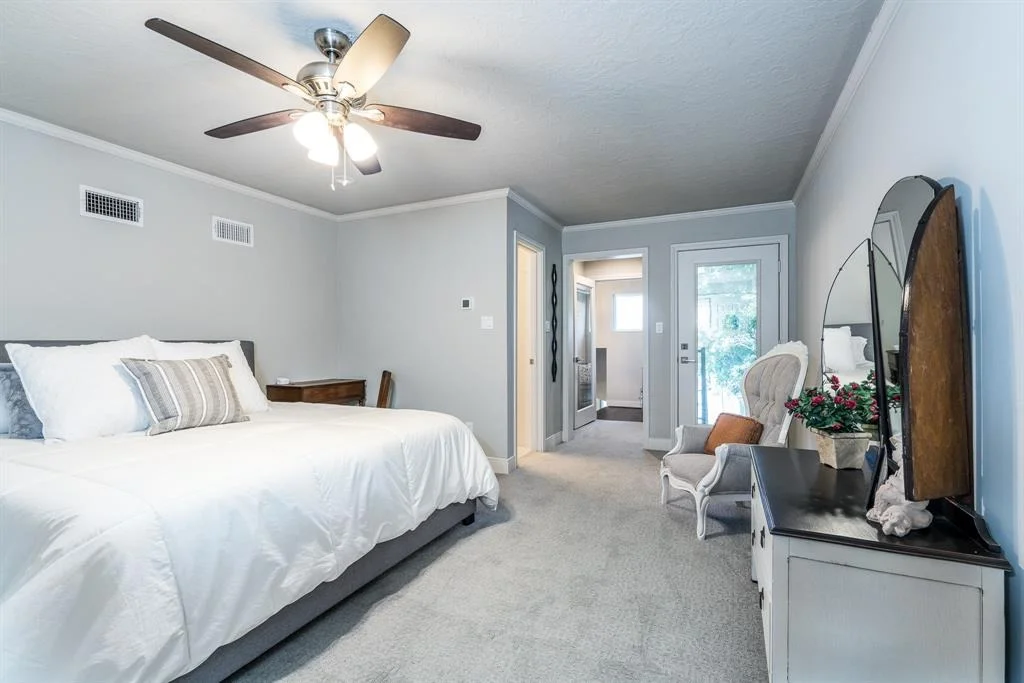 Photo of 3303 Torrey Pines Drive
