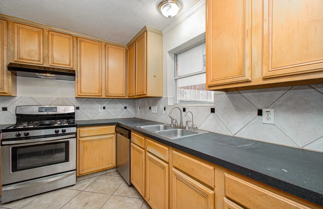 Photo of 5415 Oak Falls Drive