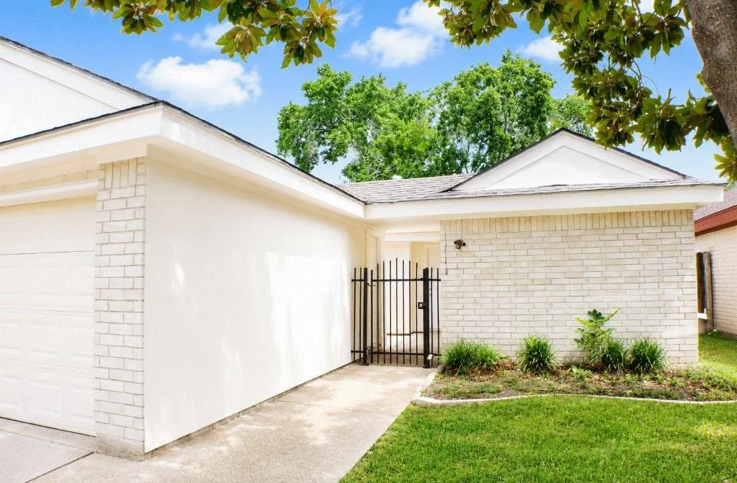 Photo of 11118 High Star Drive