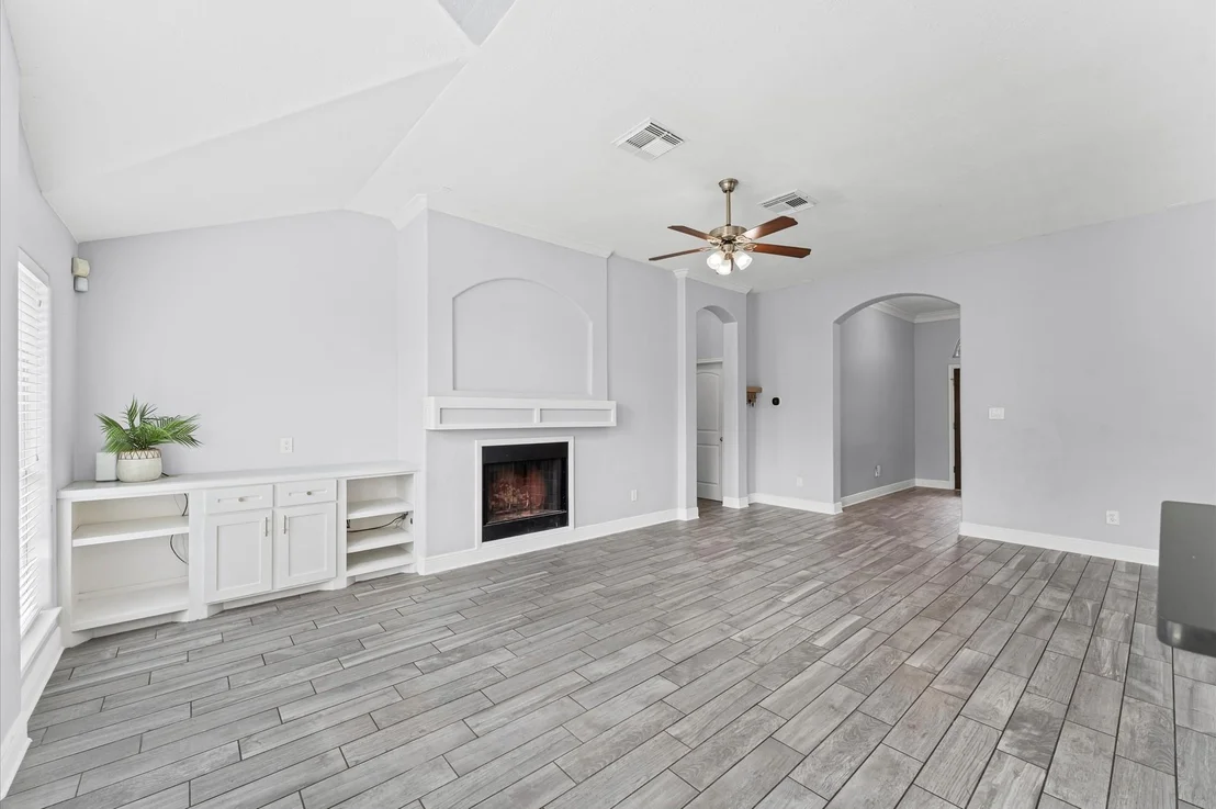 Photo of 6218 Knollwood Trail