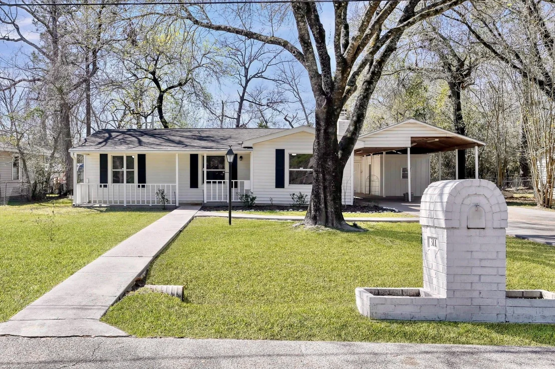 Photo of 311 Harris Boulevard