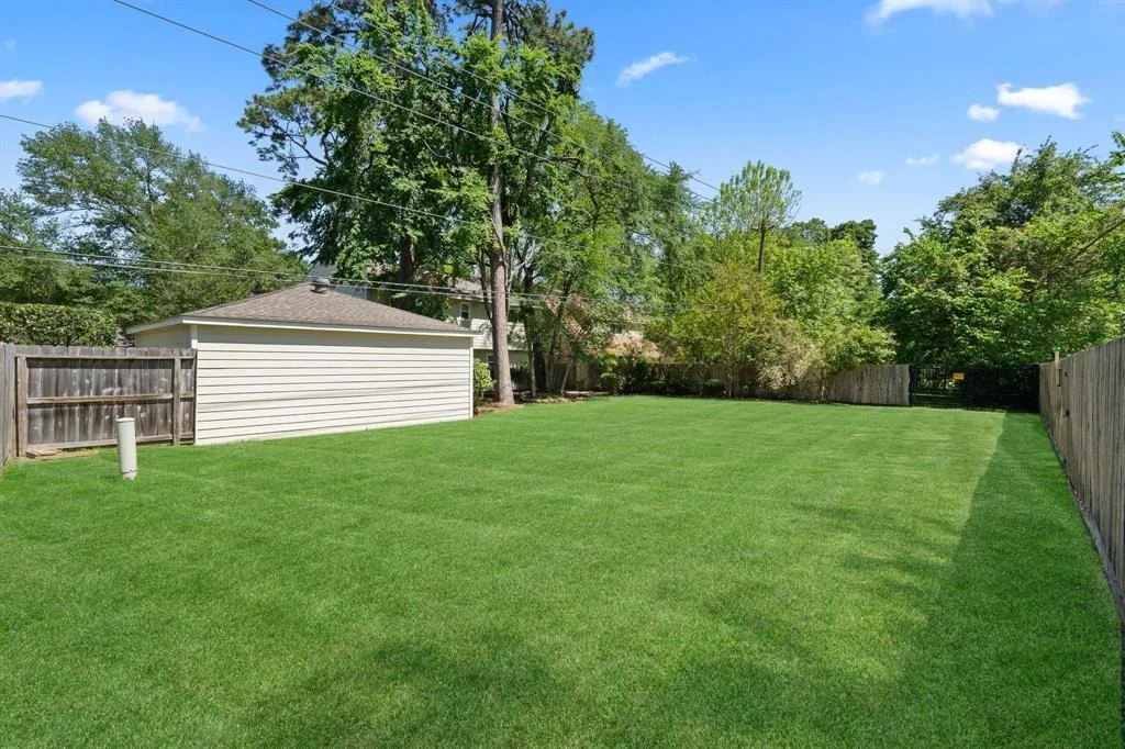 Photo of 17615 Loring Lane