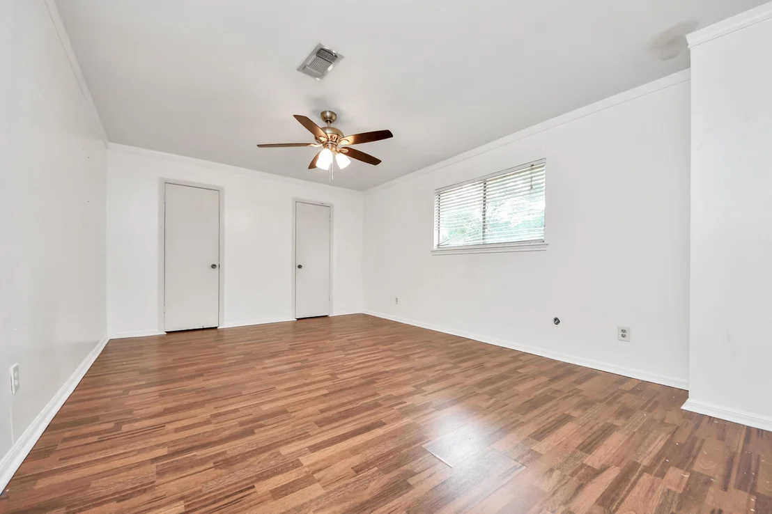 Photo of 5807 Foresthaven Drive