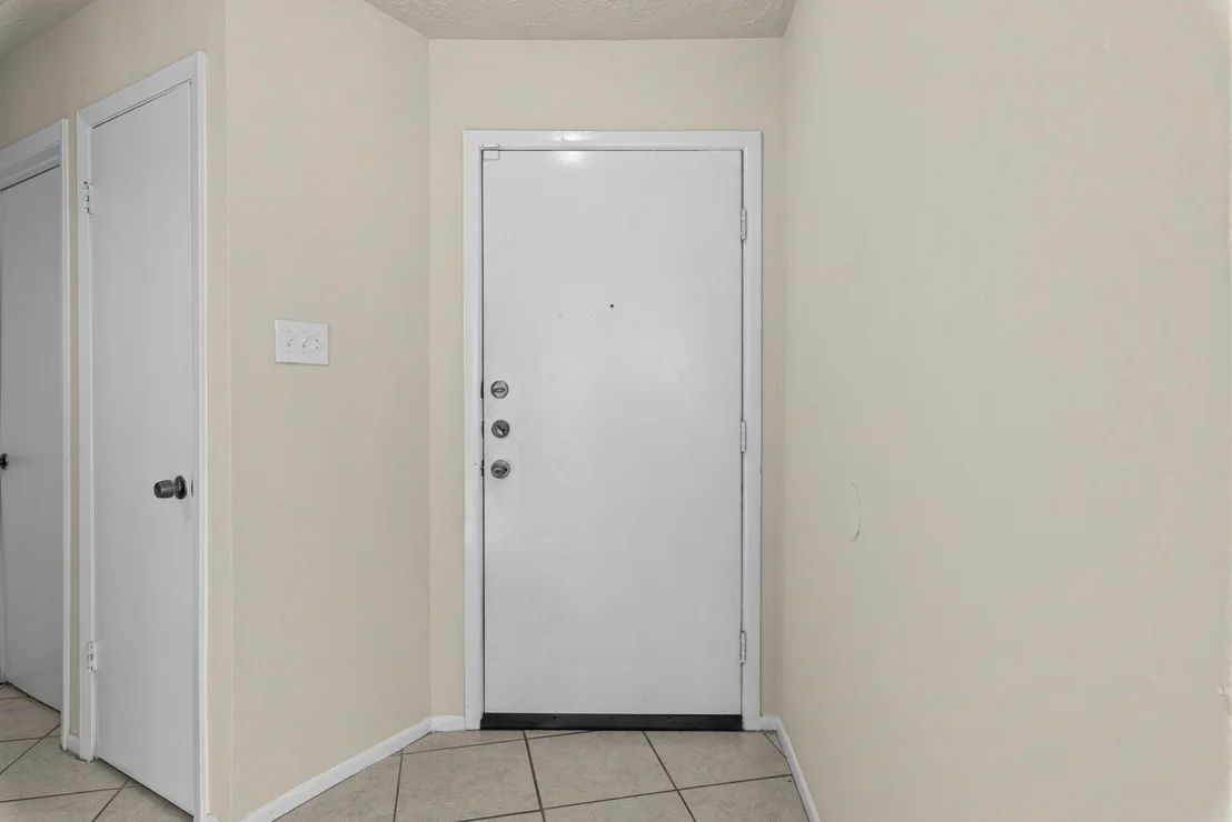 Photo of 4211 Hirschfield Road