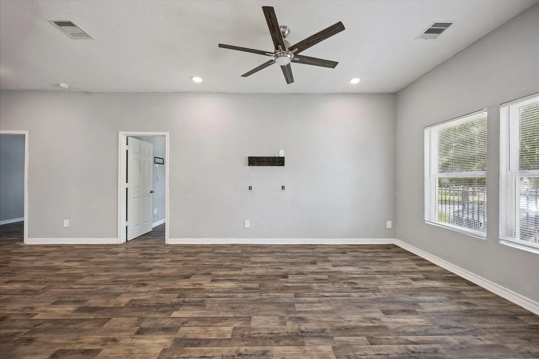 Photo of 3025 Drew Street