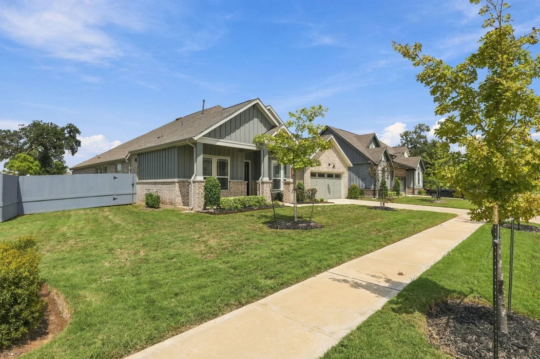Photo of 32618 Mountain Maple Court