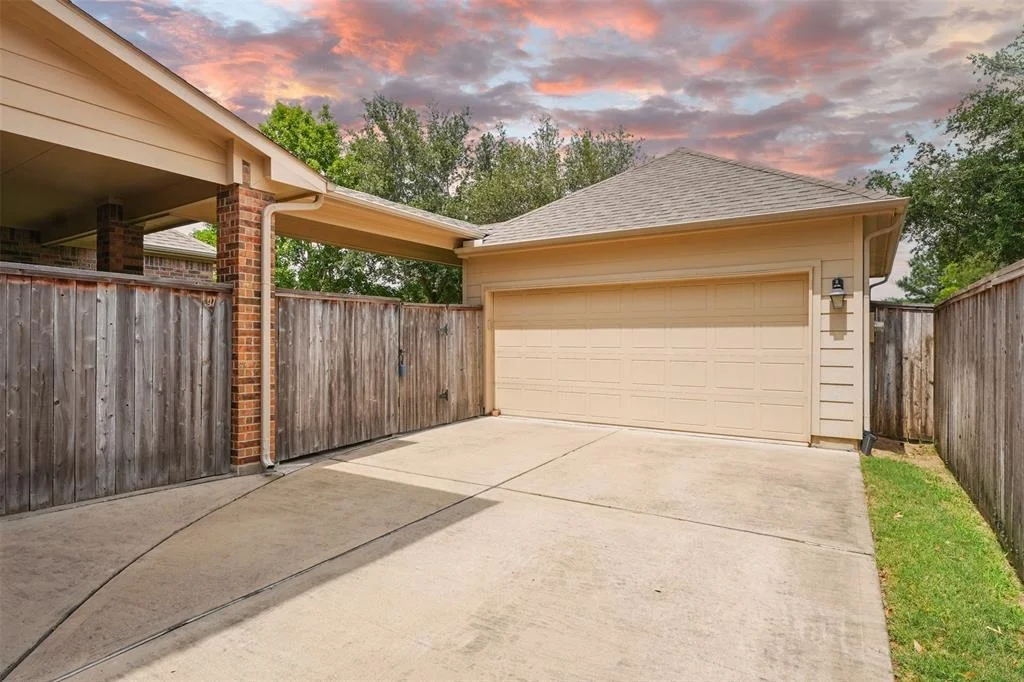 Photo of 27038 Franklin Park Dr