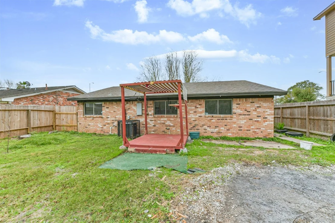 Photo of 2718 Summertime Drive