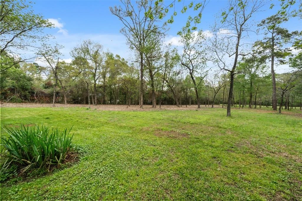 Photo of 10048 Pine Springs Drive