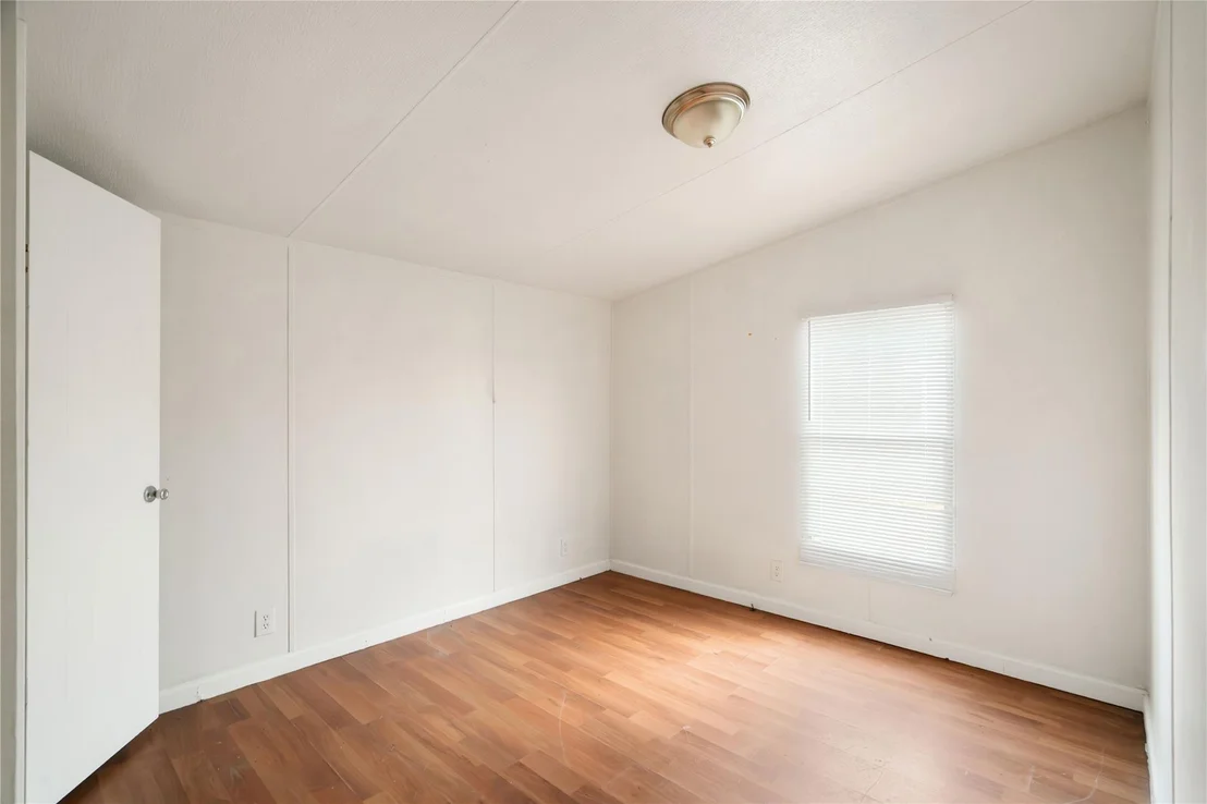 Photo of 191 Aquarius Road