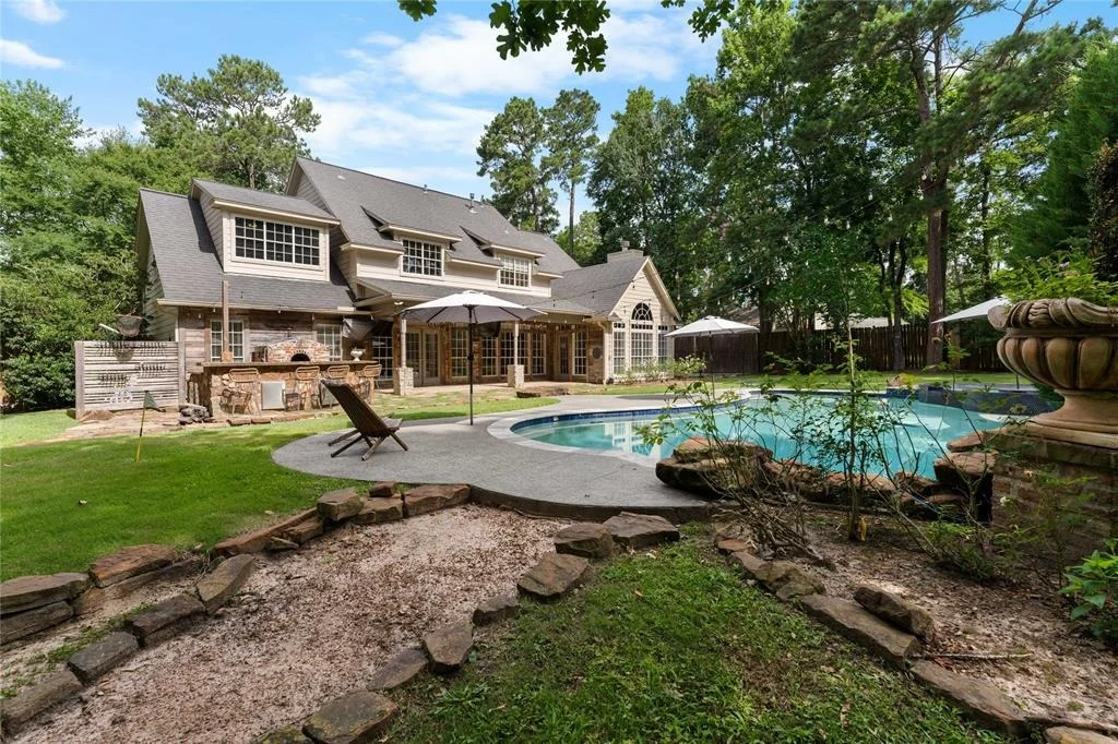 Photo of 32430 Edgewater Drive