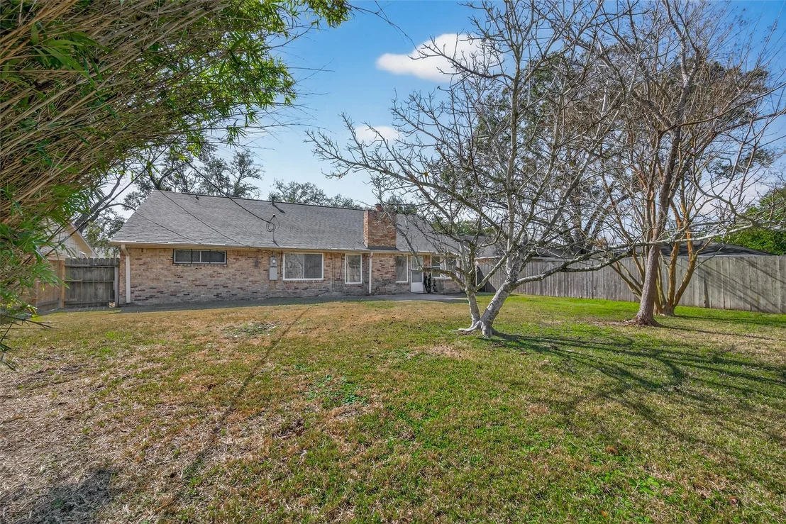 Photo of 6030 Benning Drive
